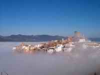 Hornos entre la niebla