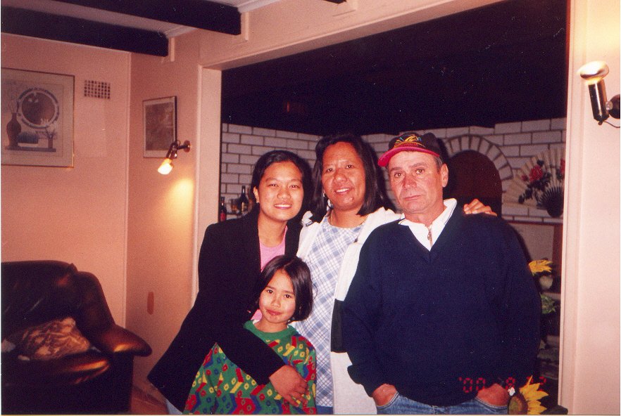 family pic.jpg - 112657 Bytes