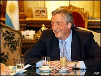 Diario Accion de General Rodriguez, politica, actualidad, noticias e informacion, personalidades e instituciones, policiales, galerias de fotos; historia de General Rodriguez, sus origenes, edificios, estancias, habitos y costumbres, anecdotas, comercios e industrias, los fundadores, antiguas instituciones, fotos e imagenes; suplementos especiales: la crisis politica, economica y social de la Argentina, los acontecimientos de Diciembre de 2001, articulos y entrevistas; Emigracion: toda la informacion destinada a aquellos que desean emigrar, radicarse o estudiar en el exterior, visas, pasaportes, consejos, guias, informacion util, links; Trueque: novedades e informacion, links, estructura del trueque; el casamiento de Maxima Zorreguieta y el principe Guillermo Alejandro de Holanda; Guerra de Afganistan: galeria de imagenes e informacion sobre la primera guerra del siglo XXI; la guerra de Irak, Bagdad, Georges W. Bush, Saddam Husseim, el atentado a las torres Gemelas de Nueva York, las twin towers, el 11-s, y descripcion del hecho que conmovio al mundo; Empleo: consultoras, clasificados, agencias de empleo, consejos e informacion util, curriculum vitae, como confeccionarlos, noticias de actualidad; 
Los numeros de la crisis: Las consecuencias de la crisis politica, economica y social; estadisticas, pobreza, desnutricion, salud y asistencia; noticias regionales y provinciales, columnas y editoriales; informacion para negocios: pymes, links, empresas y negocios; Agenda Cultural con toda la informacion de cursos, universidades, talleres, escuelas y oportunidades, exposiciones de arte de la region; buscadores en Internet, Enlaces: links a los mejores sitios de educacion, cultura, arte, biografias, politica, interes general, web, Links del Diario Accion: RMS Titanic, su historia, su tragico viaje inaugural; historias, testimonios, documentos y articulos sobre el naufragio; links y sitios sobre el tema; la pelicula de Cameron, fotos e imagenes; suplementos especiales, Historia Argentina y de General Rodriguez, la llegada de la democracia en General Rodriguez, la asuncion de Juan Lumbreras como intendente en 1983, galeria de imagenes, sus palabras y los actos, su gabinete, festejos de la comunidad. Fundacion del pueblo de General Rodriguez, sus instituciones y personalidades relevantes, arquitectura y edificios, comercios e industrias, sus comienzos, estancias, inmigraciones italianas, espa�olas, vascas e irlandesas, anecdotas y efemerides, sus hombres ilustres, el Hospital Vicente Lopez y Planes, su fundacion por las Damas de Beneficencia, el hundimiento del crucero General Belgrano, testimonios de ex combatientes y tripulantes, su comandante Hector Elias Bonzo, fotos e imagenes, recuerdos y homenajes, historia de la familia Bonzo de General Rodriguez, entrevistas y articulos periodisticos. La guerra de Malvinas en el Atlantico Sur, el conflicto belico con Gran Breta�a de 1982, politicos relevantes, Benjamin Paez y Trueba, fotos antiguas de familias fundadoras, galerias de imagenes de pobladores, recorrida virtual por el antiguo General Rodriguez, el paso de la Infanta en 1910, historia de La Serenisima, la familia Mastellone, La Choza, Bernardo de Irigoyen, peronismo y radicalismo y muchisimo mas