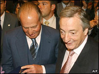 Nestor Kirchner,Roberto Lavagna,economia,FMI,negociaciones,acuerdos,emigracion,inmigrantes,ilegales,Cristina Fernandez,Juan Carlos I Borbon,Jose Maria Aznar,Sofia,reyes Espa&ntilde;a,Diario Accion de General Rodriguez, politica, actualidad, noticias e informacion, personalidades e instituciones, policiales, galerias de fotos; historia de General Rodriguez, sus origenes, edificios, estancias, habitos y costumbres, anecdotas, comercios e industrias, los fundadores, antiguas instituciones, fotos e imagenes; suplementos especiales: la crisis politica, economica y social de la Argentina, los acontecimientos de Diciembre de 2001, articulos y entrevistas; Emigracion: toda la informacion destinada a aquellos que desean emigrar, radicarse o estudiar en el exterior, visas, pasaportes, consejos, guias, informacion util, links; Trueque: novedades e informacion, links, estructura del trueque; el casamiento de Maxima Zorreguieta y el principe Guillermo Alejandro de Holanda; Guerra de Afganistan: galeria de imagenes e informacion sobre la primera guerra del siglo XXI; la guerra de Irak, Bagdad, Georges W. Bush, Saddam Husseim, el atentado a las torres Gemelas de Nueva York, las twin towers, el 11-s, y descripcion del hecho que conmovio al mundo; los ultimos dias de Pompeya, Herculano; un argentino en el Titanic, galerias de fotos; Nefertiti, reina de Egipto; Luz Sosa de Godoy Cruz; el Graf Zeppelin, el Hindenburg y dirigibles; las islas Malvinas y la corte de Luis XV, Madame Du Barry, Pompadour, Luis XVI, Maria Antonieta, la Revolucion Francesa; John Fitzgerald Kennedy y Jacqueline en la Argentina; Empleo: consultoras, clasificados, agencias de empleo, consejos e informacion util, curriculum vitae, como confeccionarlos, noticias de actualidad; Los numeros de la crisis: Las consecuencias de la crisis politica, economica y social; estadisticas, pobreza, desnutricion, salud y asistencia; noticias regionales y provinciales, columnas y editoriales; informacion para negocios: pymes, links, empresas y negocios; Agenda Cultural con toda la informacion de cursos, universidades, talleres, escuelas y oportunidades, exposiciones de arte de la region; buscadores en Internet, Enlaces: links a los mejores sitios de educacion, cultura, arte, biografias, politica, interes general, web, Links del Diario Accion: RMS Titanic, su historia, su tragico viaje inaugural; historias, testimonios, documentos y articulos sobre el naufragio; links y sitios sobre el tema; la pelicula de Cameron, fotos e imagenes; suplementos especiales, Historia Argentina y de General Rodriguez, la llegada de la democracia en General Rodriguez, la asuncion de Juan Lumbreras como intendente en 1983, galeria de imagenes, sus palabras y los actos, su gabinete, festejos de la comunidad. Fundacion del pueblo de General Rodriguez, sus instituciones y personalidades relevantes, arquitectura y edificios, comercios e industrias, sus comienzos, estancias, inmigraciones italianas, espa&ntilde;olas, vascas e irlandesas, anecdotas y efemerides, sus hombres ilustres, el Hospital Vicente Lopez y Planes, su fundacion por las Damas de Beneficencia, el hundimiento del crucero General Belgrano, testimonios de ex combatientes y tripulantes, su comandante Hector Elias Bonzo, fotos e imagenes, recuerdos y homenajes, historia de la familia Bonzo de General Rodriguez, entrevistas y articulos periodisticos. La guerra de Malvinas en el Atlantico Sur, el conflicto belico con Gran Breta&ntilde;a de 1982, politicos relevantes, Benjamin Paez y Trueba, fotos antiguas de familias fundadoras, galerias de imagenes de pobladores, recorrida virtual por el antiguo General Rodriguez, el paso de la Infanta en 1910, historia de La Serenisima, la familia Mastellone, La Choza, Bernardo de Irigoyen, peronismo y radicalismo y muchisimo mas