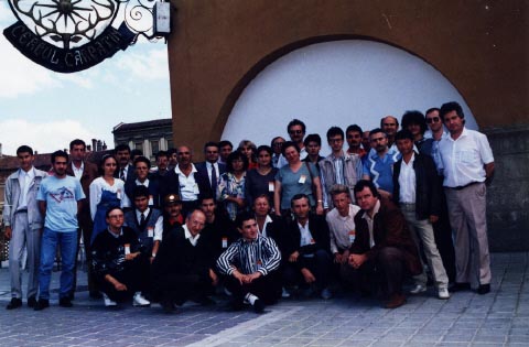 Prima participare la o finala la rebus logic pe tara, a lui Remus Emil S.- Brasov 1996 (al patrulea de la stanga, mijloc)