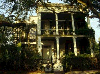 Probably THE most famous American Townhouse.&nbsp; Anne Rice's home on First Street in the Garden District.