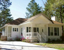 Cute country home in Covington.