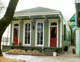 Nicely restored double in the Irish Channel that recently rented for $875 a month for a 2 bedroom/1 bath