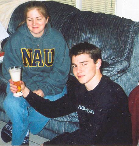 All hale the glass of beer, it demands your alligence.
