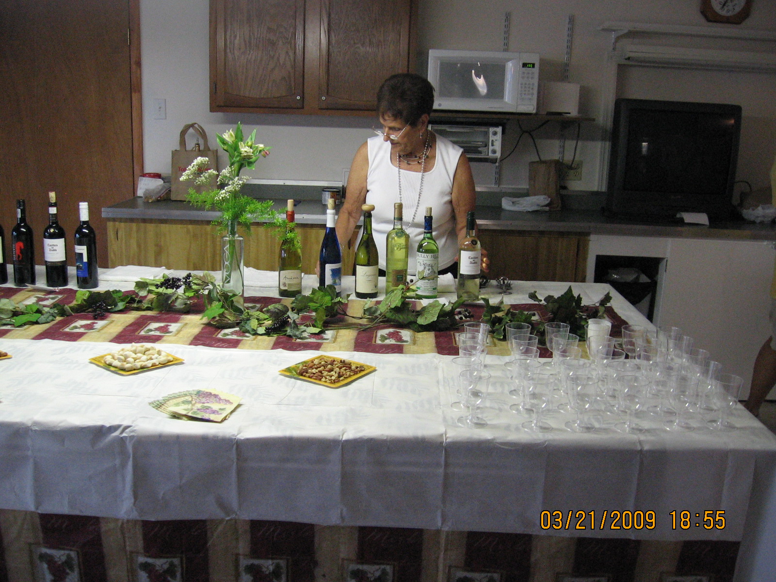 The  Ladies are setting up.  The onslaught has yet to arrive!