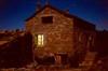 Fotos, Reportaje Fotografico sobre la Vida Rural en los Pueblos Abandonados rehabilitados de las Monta�as de Espa�a. TIF Fotos the Iban