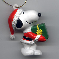 Whitman's, 1995, Snoopy carrying green present