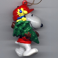 Whitman's, 1996, Snoopy and Woodstock getting Christmas tree
