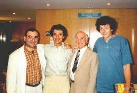 Jonathan Ott (izq), con A. Hofmann, G Samorini y Fericgla