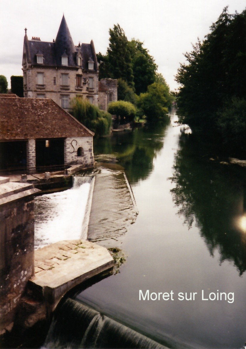 stmoret_sm.jpg (3205 bytes)