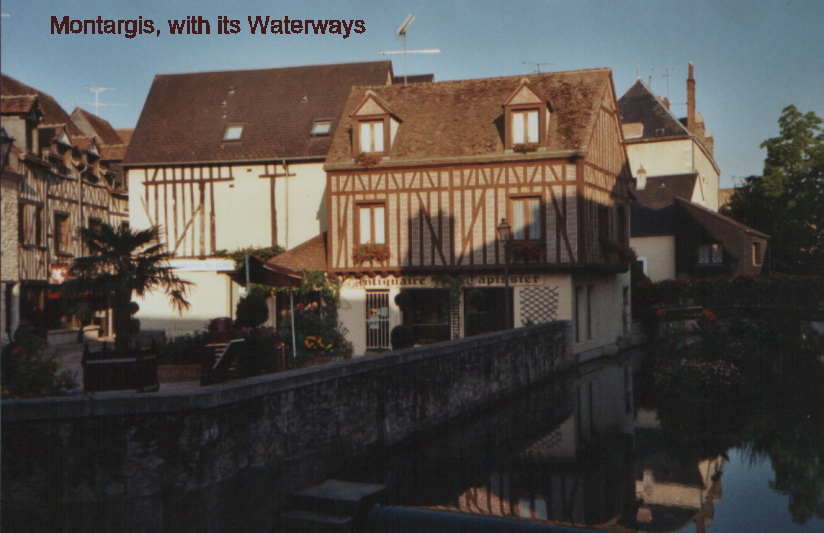 Montargis.JPG (372369 bytes)