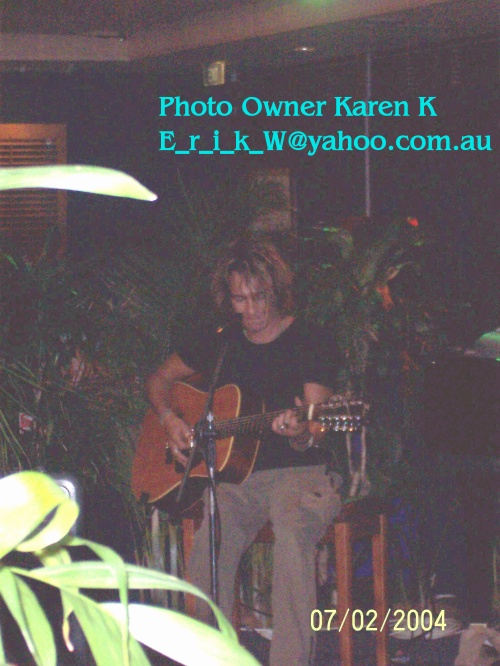 Burleigh Heads Hotel, 7th February 2004