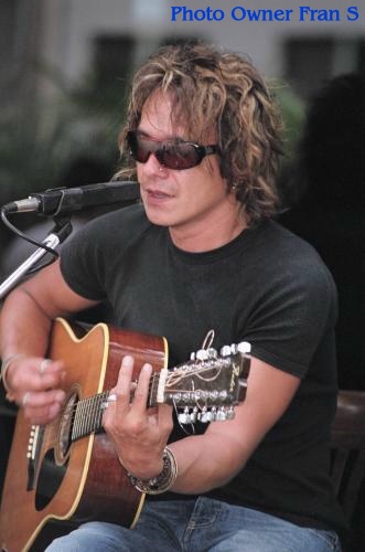 Ashmore Tavern, 28th December 2003 - view slideshow 