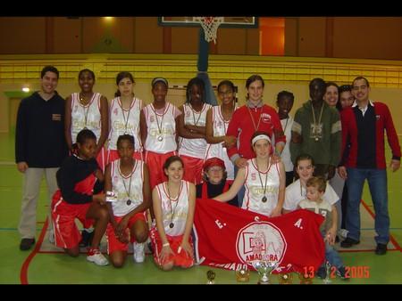 Jogadoras: Rosinha, Figueiredo, Tatiana,Mila, Marta, Ros�lia, Feli, Sara, Susaninha, Pirralho e Fialho. Treinador: Nuno Brigham 