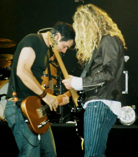 I love this one... real teamwork! ;)