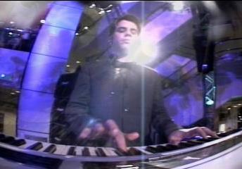 Jeff starting off one of my favourite songs!!!