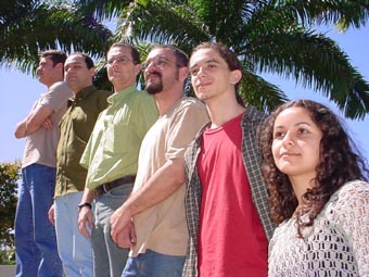 da esquerda para a direita: douglas venoso, vitor menezes, jules rimet, jorge rocha, alexandro  f e qu&eacute;sia francisco