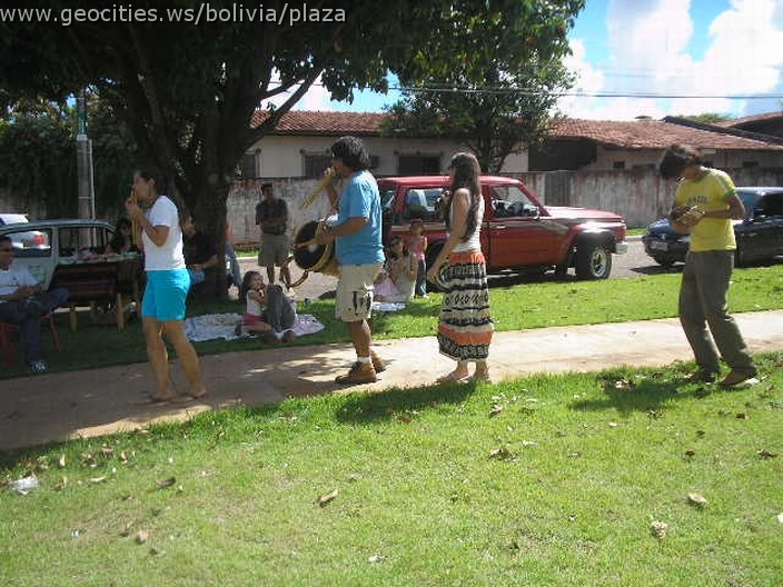 w.plaza-bolivia.br.ms.01.jpg