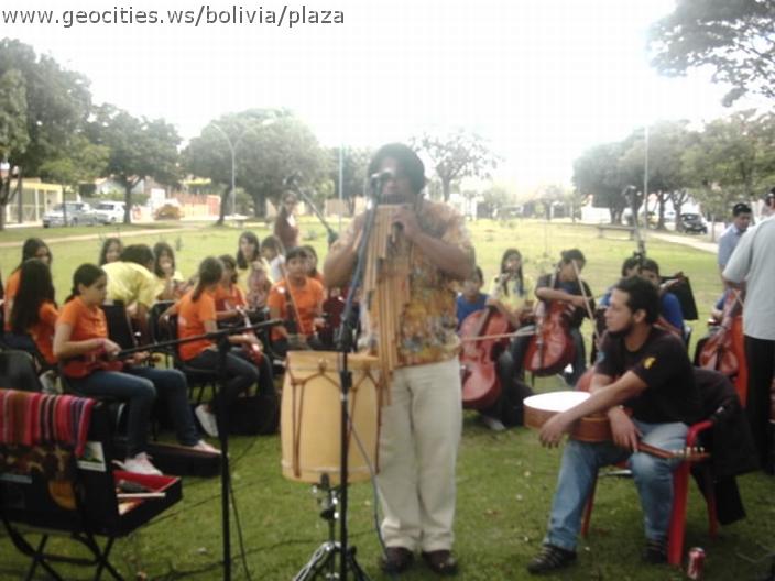 w.plaza-bolivia.br.ms.006.jpg