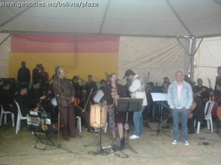 059_geocities_ws_bolivia_plaza.jpg