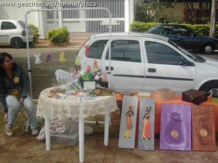 094_geocities_ws_bolivia_plaza.jpg