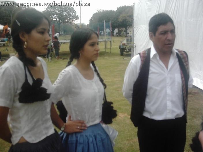 161_geocities_ws_bolivia_plaza.jpg