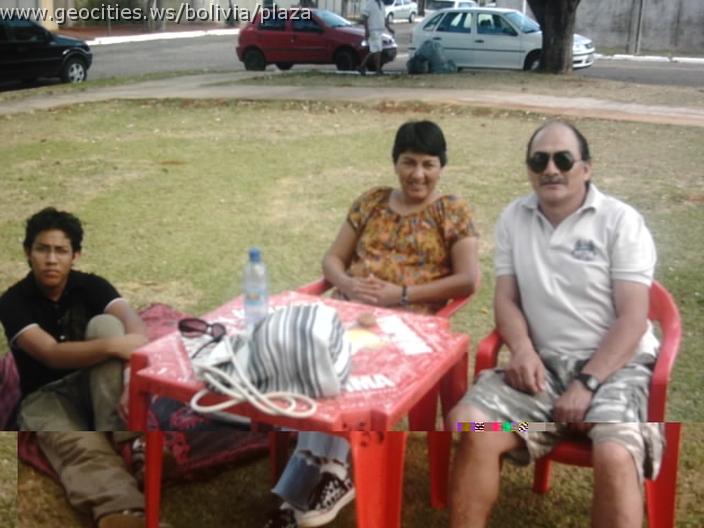 276_geocities_ws_bolivia_plaza.jpg