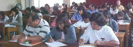 alumnos en clase