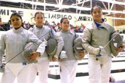 photo of girls saber team in Jan. 2003