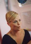theron10