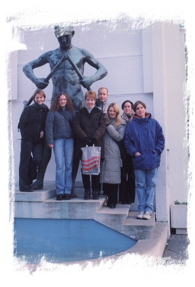history2.jpg (41014 bytes)
