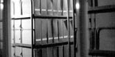  Arquivos da biblioteca no museu de Tesla em Belgrado, Jugosl�via 