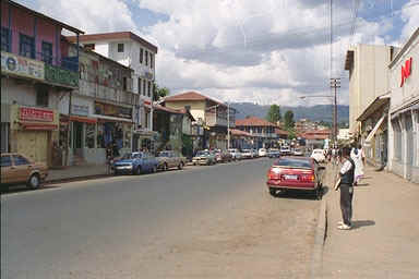 cars_addis.jpg (29213 bytes)