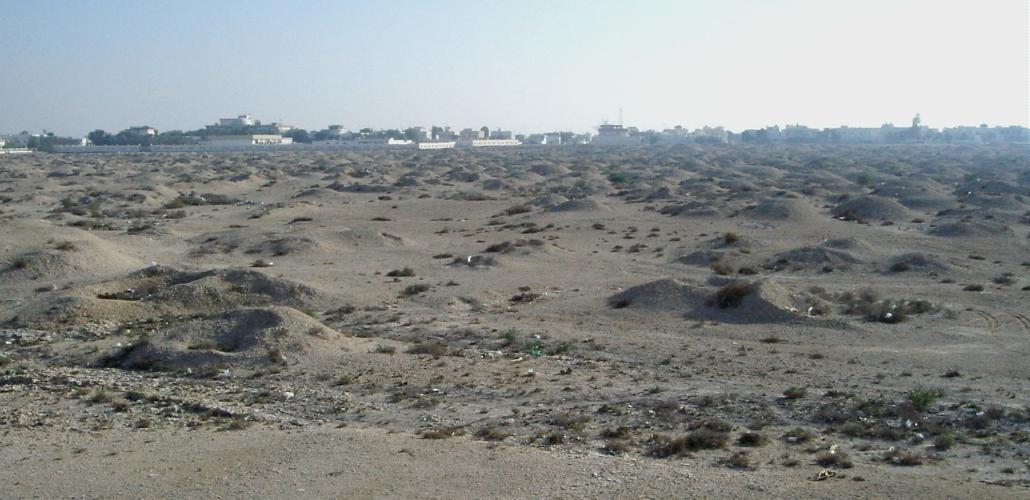 Suburbia? A'ali Burial Mounds