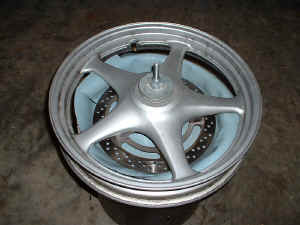 on stand, disc down.jpg (419559 bytes)