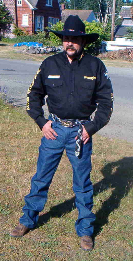 Damn he makes those wranglers look good.