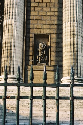 Headless Statue- it's head was taken off by a german missile that never exploded