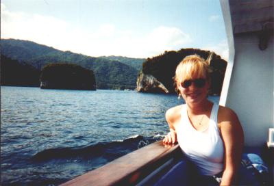 MJ on Snorkeling Boad