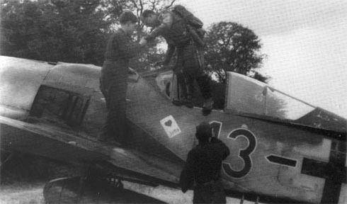 Josef Priller_German Ace_shotdownMissDi.jpg (27150 bytes)