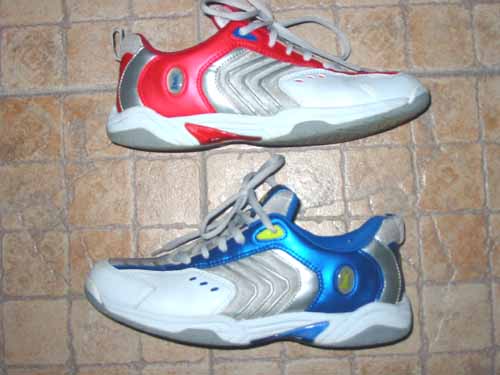 Click see more shoes and to expand the photo.