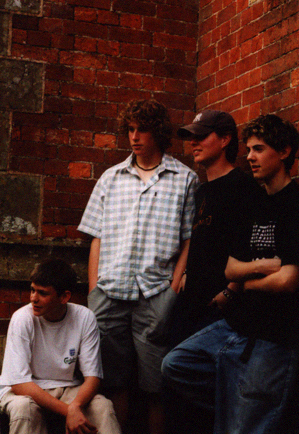 hmm. bunch of fuckin posers. (b4 tom joined)