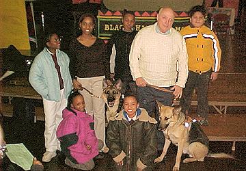 Students posing with
Mike, Viper and Sirius