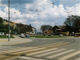 trainNeg