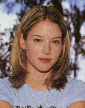 Chyler Leigh