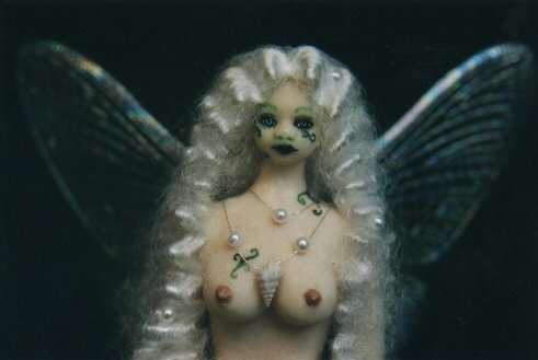 Whiteundine