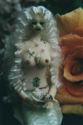 Whiteundine