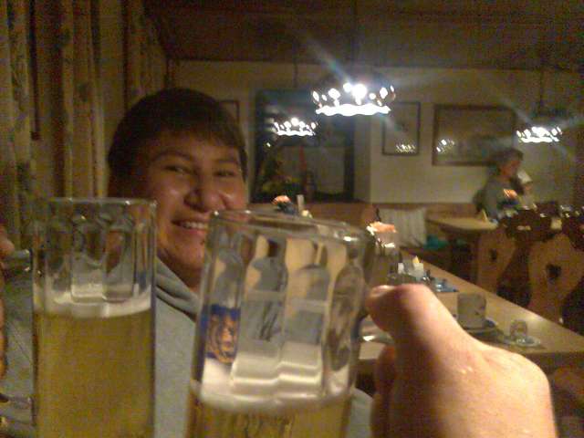 After supper, we "bar hopped."&nbsp; 