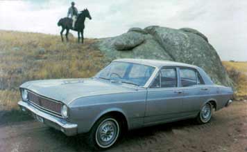 Falcon 500 sedan