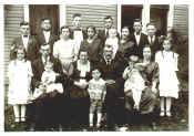 Parker Thompson Family.jpg (114262 bytes)